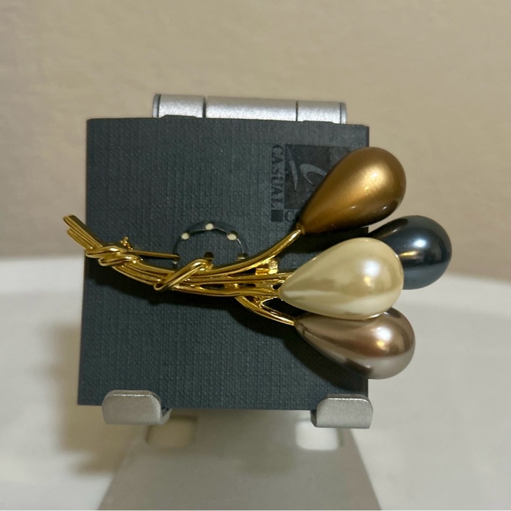 Vintage Faux Pearl Balloon Bouquet Gold Tone Pin Brooch Scarf Lapel Pin